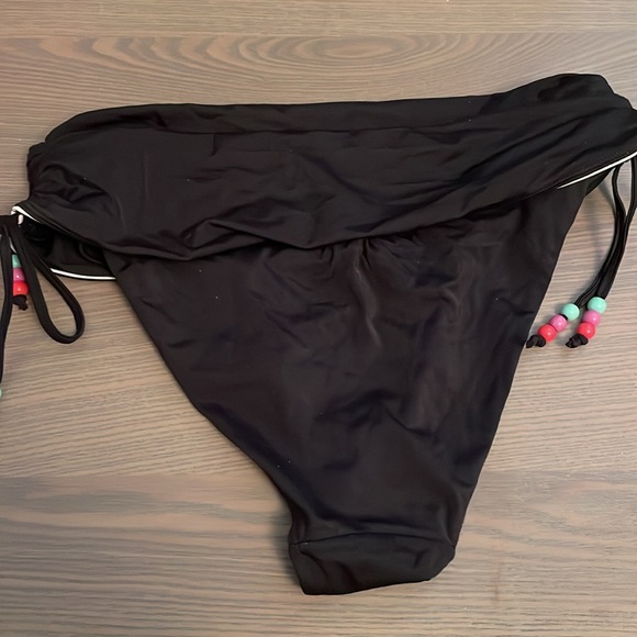 Black bikini bottom size 8 USA. Fold over waist with drawstring sides. - Picture 6 of 13